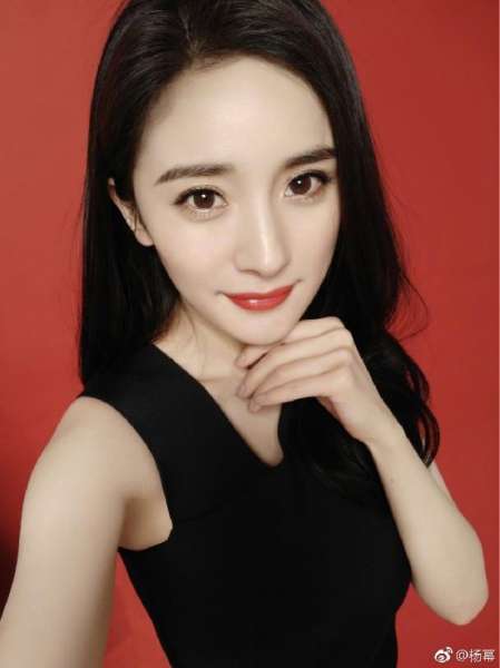 杨幂涉“诈捐”？工作室回应：将尽快采购捐赠物资 欢迎媒体大家继续监督