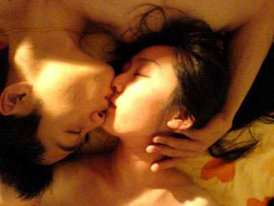 图解：做爱高手的“舌技”盛宴