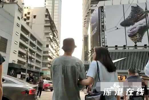 洪欣素颜挽张丹峰逛街 夫妇恩爱未受婚变传闻影响