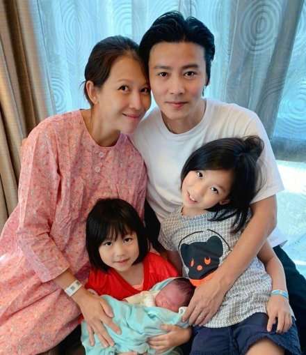 张晋宣布蔡少芬三胎生子：欢迎张乐儿来到张家