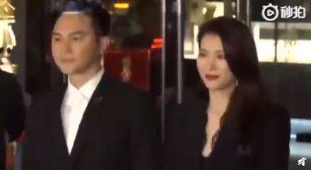 袁咏仪亮相阿娇婚礼超美艳 网友：长发靓靓真的好美