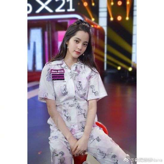 欧阳娜娜将入学伯克利 成为王力宏学妹