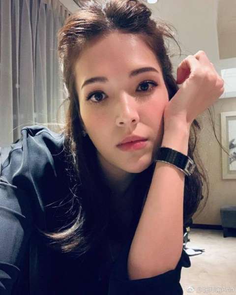 许玮甯手写道歉信：这世界只有一个中国 我不支持台独
