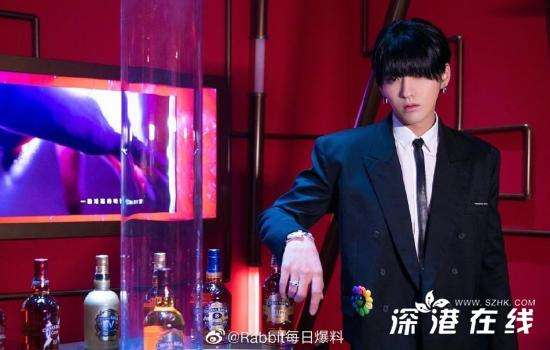 又恋爱？吴亦凡被爆与女生聊天记录 语气超暧昧
