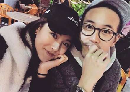 曾国祥晒婚纱照宣布结婚喜讯：感谢每位祝福我们的人