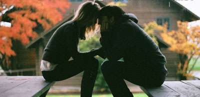 第一次约会怎么亲嘴 第一次约会怎么亲嘴