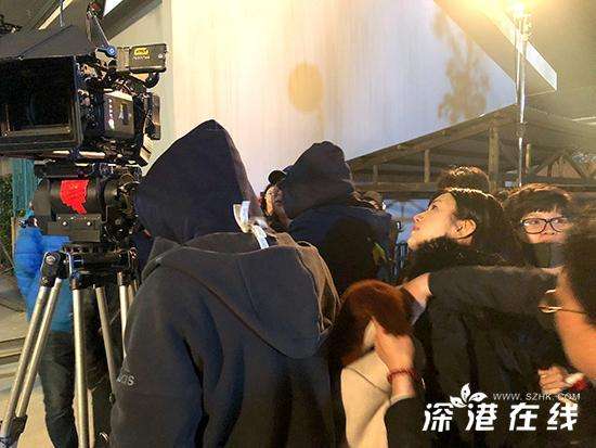《邓丽君之我只在乎你》曝路透照 陈妍希不忘自我调侃