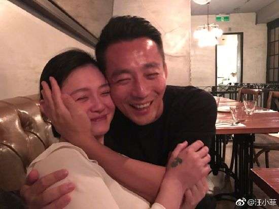 大S汪小菲带女儿动物园游玩 一家三口其乐融融 画面温馨有爱