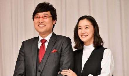 苍井优自曝闪婚原因：三观一致 最重要的是他很温柔