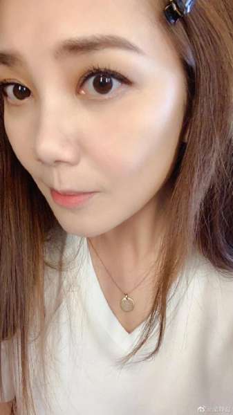 梁静茹首谈离婚感受：借由我的歌来自我疗伤吧