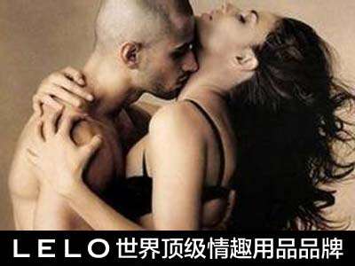 揭秘:不同年龄的性爱频率