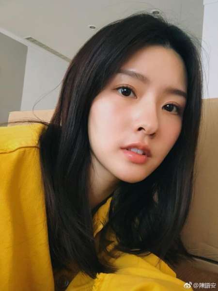 吴克群公开承认恋情后露面 避谈恋情称已过催婚年纪