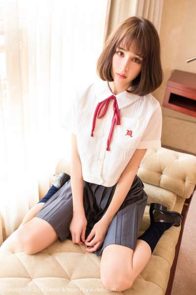 制服诱惑学生妹妹Cheryl青树内衣亚洲女色套图