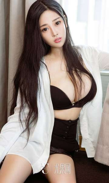 王诗诗 - 临时巨乳情人