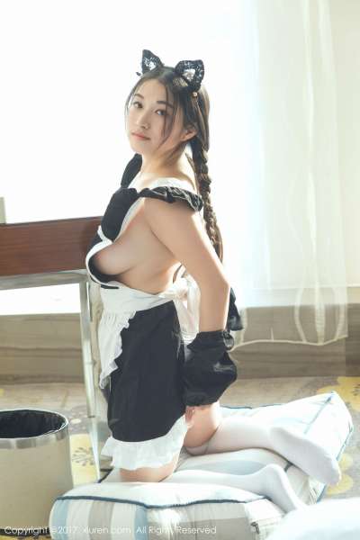 盼盼已鸠 - 透明旗袍和日系女仆装 写真图片