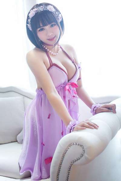 美娇娘纳砂~硕大巨乳呼之欲出