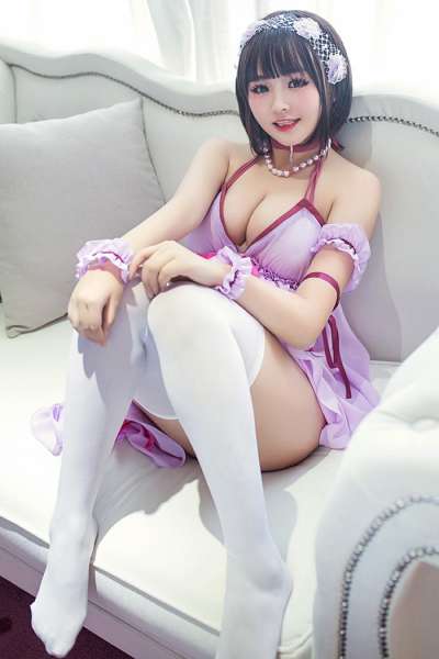 美娇娘纳砂~硕大巨乳呼之欲出