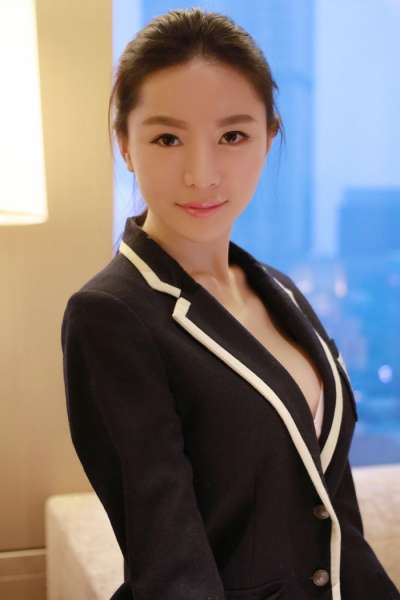 标准宅男女神御姐慕羽茜私房柔美