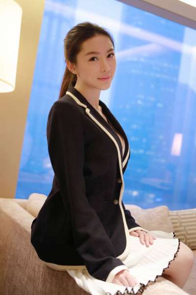标准宅男女神御姐慕羽茜私房柔美