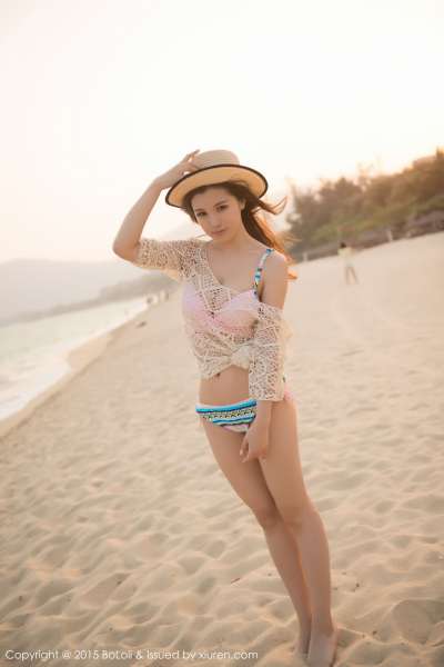 清纯美女刘娅希三亚旅拍写真图片