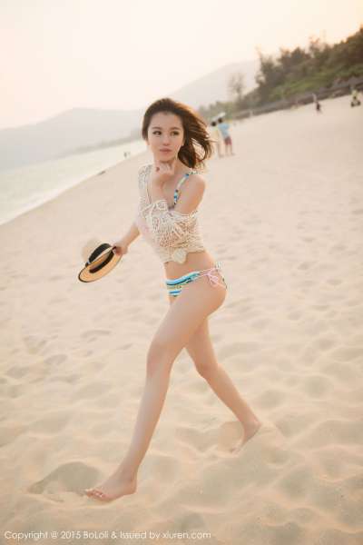 清纯美女刘娅希三亚旅拍写真图片