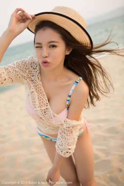 清纯美女刘娅希三亚旅拍写真图片