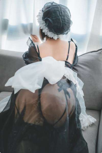 女仆装女孩写真
