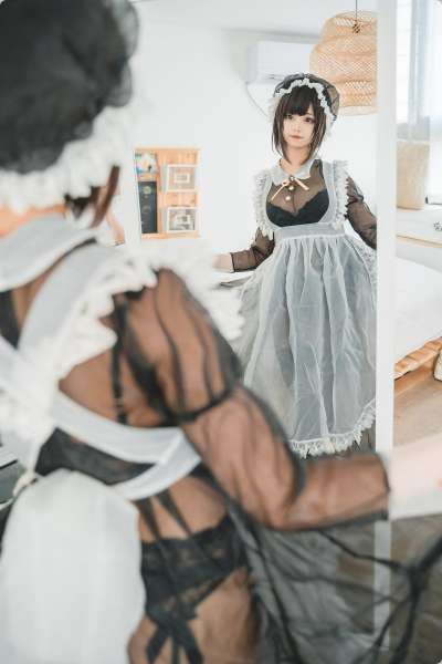 女仆装女孩写真