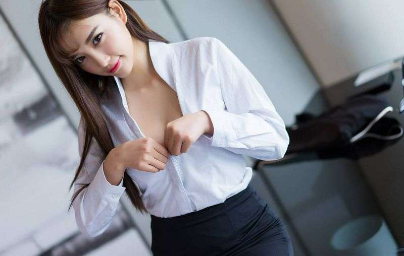 嫩妹杨晨晨私房写真