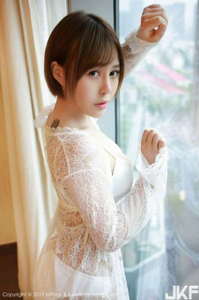 Evelyn艾莉性感写真
