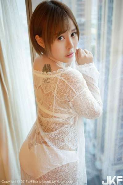 Evelyn艾莉性感写真