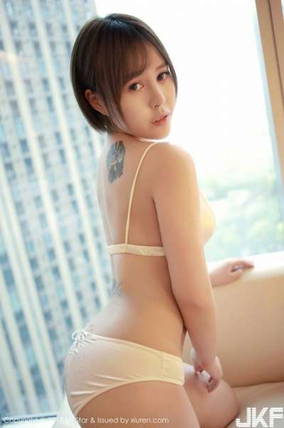 Evelyn艾莉性感写真