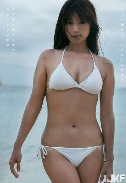えっちなお姉さんのちょっとえっちなグラビア画像
