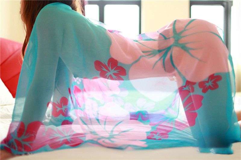蓝色少妇的遮挡