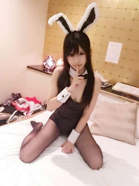 清纯小妹妹化身兔女郎