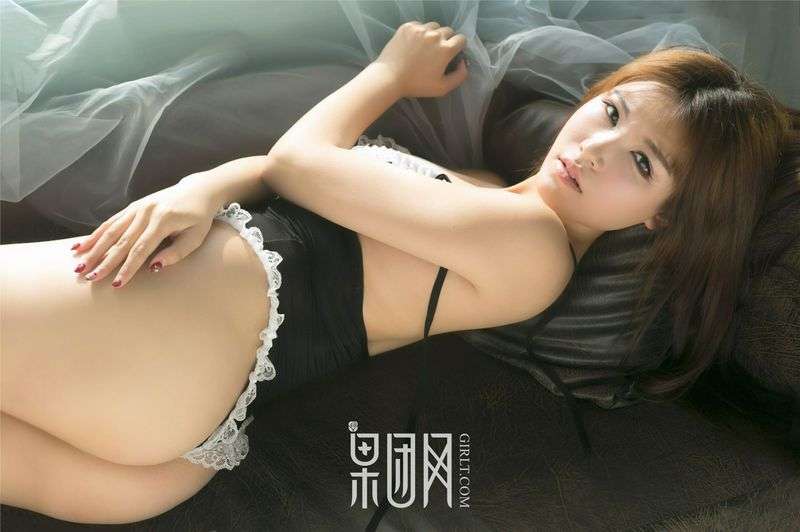 美臀兔女郎向唯