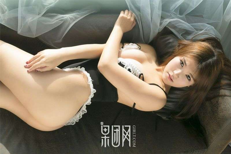 美臀兔女郎向唯