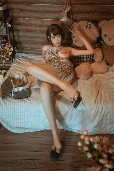 写真日本的老板娘VS中国的老板娘