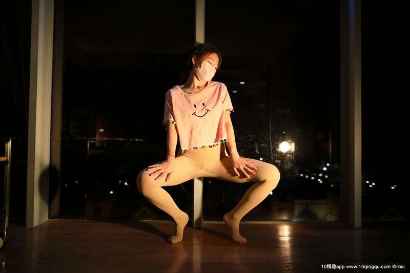 ROSI写真口罩系列丝袜美腿诱惑