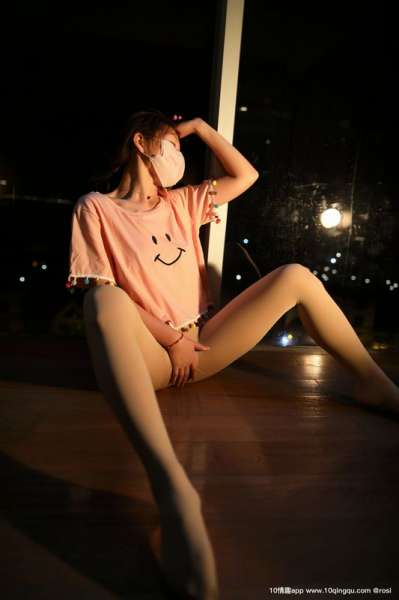 ROSI写真口罩系列丝袜美腿诱惑