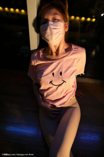 ROSI写真口罩系列丝袜美腿诱惑