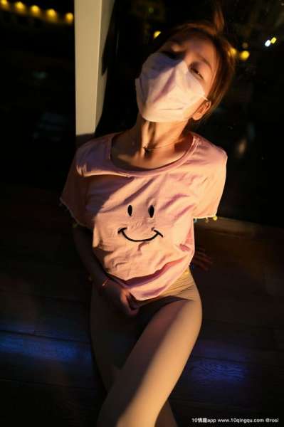 ROSI写真口罩系列丝袜美腿诱惑