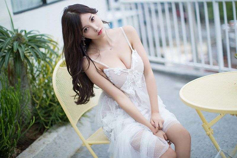 极品女神杨晨晨优美身姿人迷醉其中