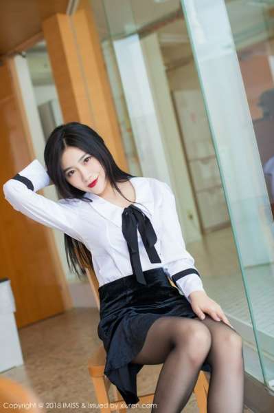 写真许诺Sabrina极致美到窒息的美腿诱惑