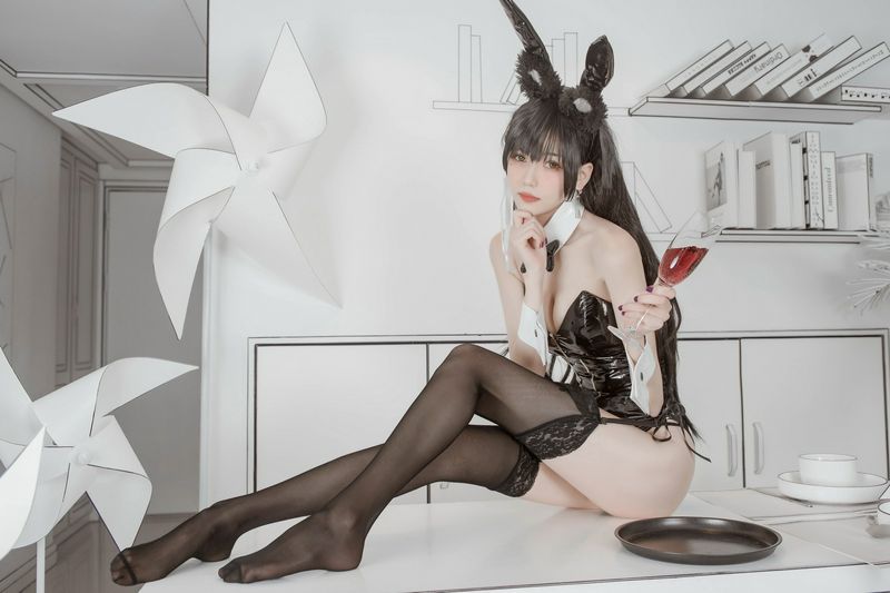你的负卿爱宕兔女郎