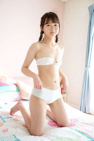 内衣性感美少女