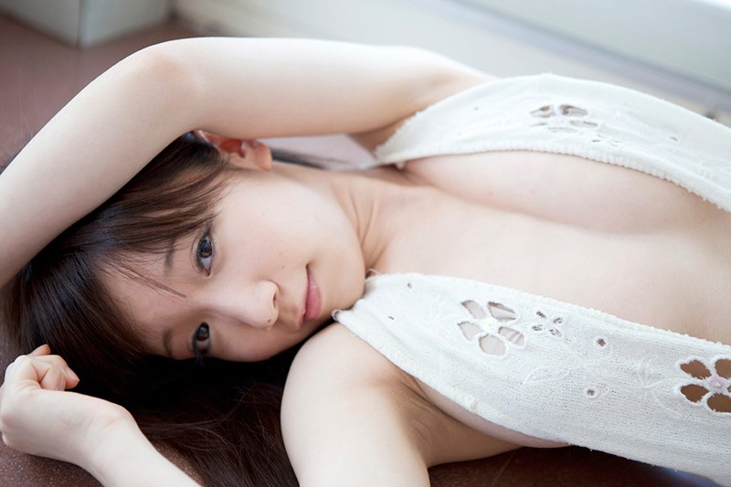 性感日本辣妹平山蓝里巨乳紧缚呼之欲出