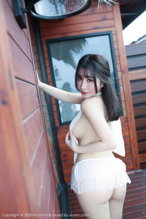 性感女神绯月樱Cherry白皙身材比基尼马尔代夫旅拍