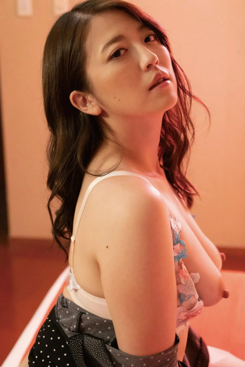 光溜溜的美女